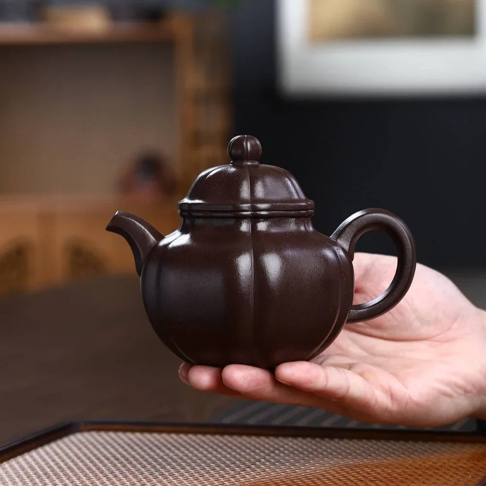 Teko Yixing Zisha Buatan Tangan Sepenuhnya [Jinnang Duo Qiu Pot] (Lao Zi Ni- 300ml)