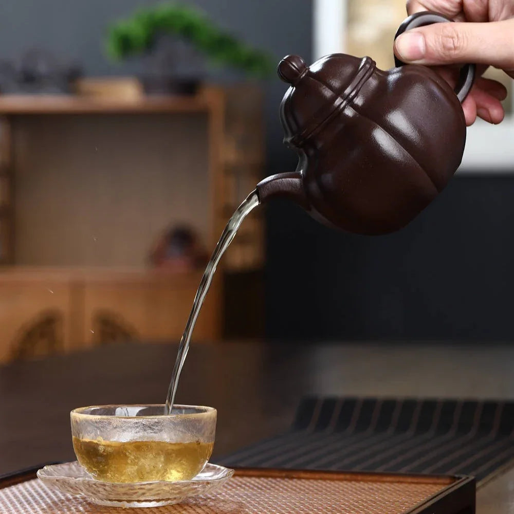 Teko Yixing Zisha Buatan Tangan Sepenuhnya [Jinnang Duo Qiu Pot] (Lao Zi Ni- 300ml)