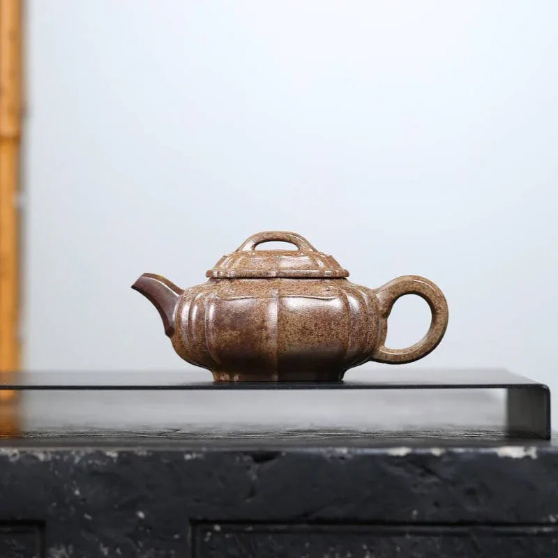 full-handmade-yixing-zisha-teapot-jinnang-ruyi-pot-di-cao-qing-firewood-fired-180ml-yiqin-tea-house-yiqinteahouse-com-3 - YIQIN TEA HOUSE 一沁茶舍 yiqinteahouse.com