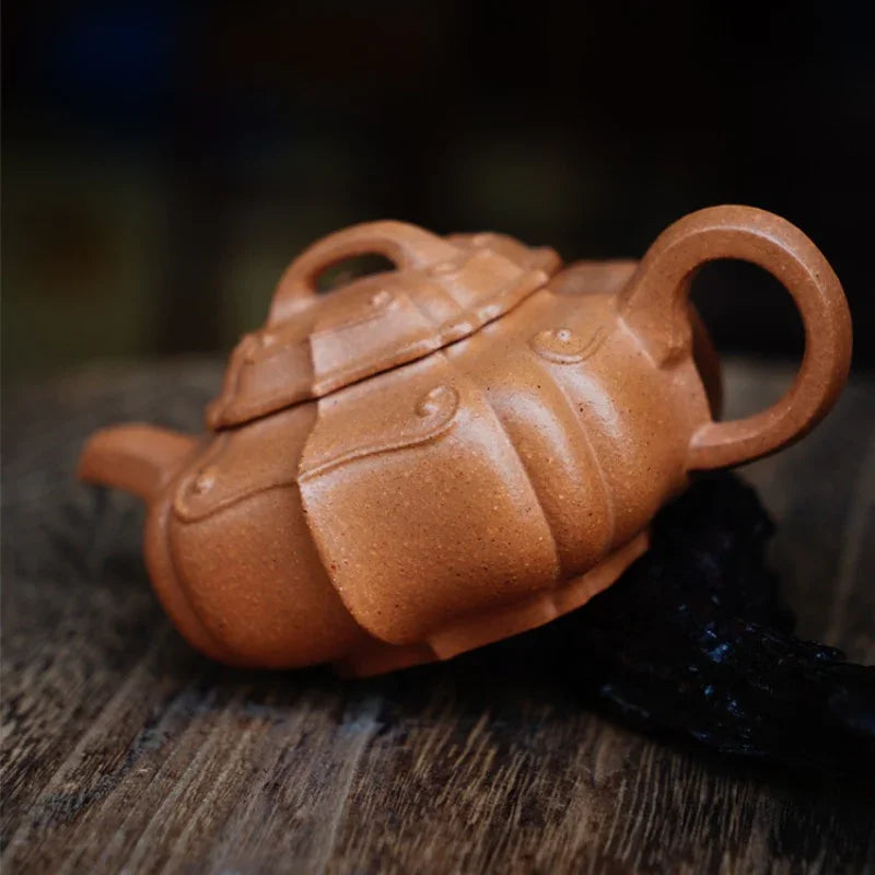 full-handmade-yixing-zisha-teapot-jinnang-ruyi-pot-jiang-po-ni-190ml-yiqin-tea-house-yiqinteahouse-com-5 - YIQIN TEA HOUSE 一沁茶舍 yiqinteahouse.com