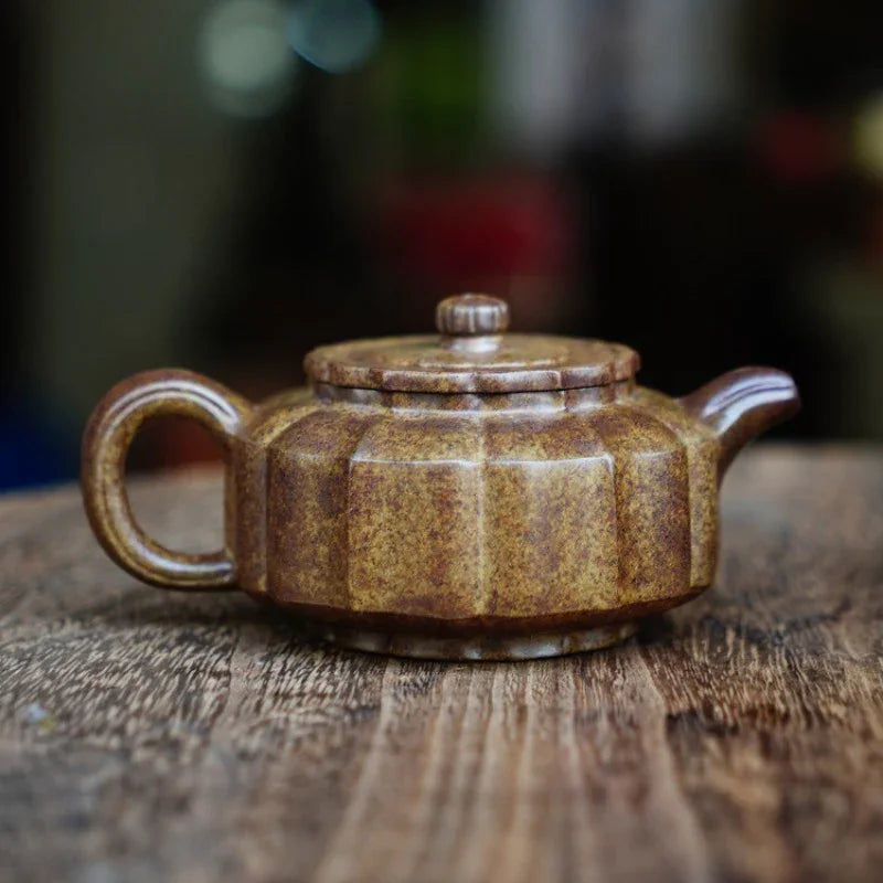 Théière Yixing Zisha entièrement faite à la main [Jinnang Zhou Pan Pot] (Qing Duan Ni Fired - 140 ml)