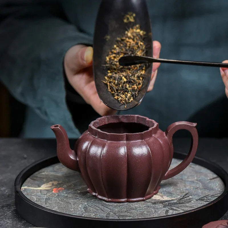 Teko Zisha Yixing Buatan Tangan Sepenuhnya [Jinwen Gongdeng] (Zi Ni - 250ml)