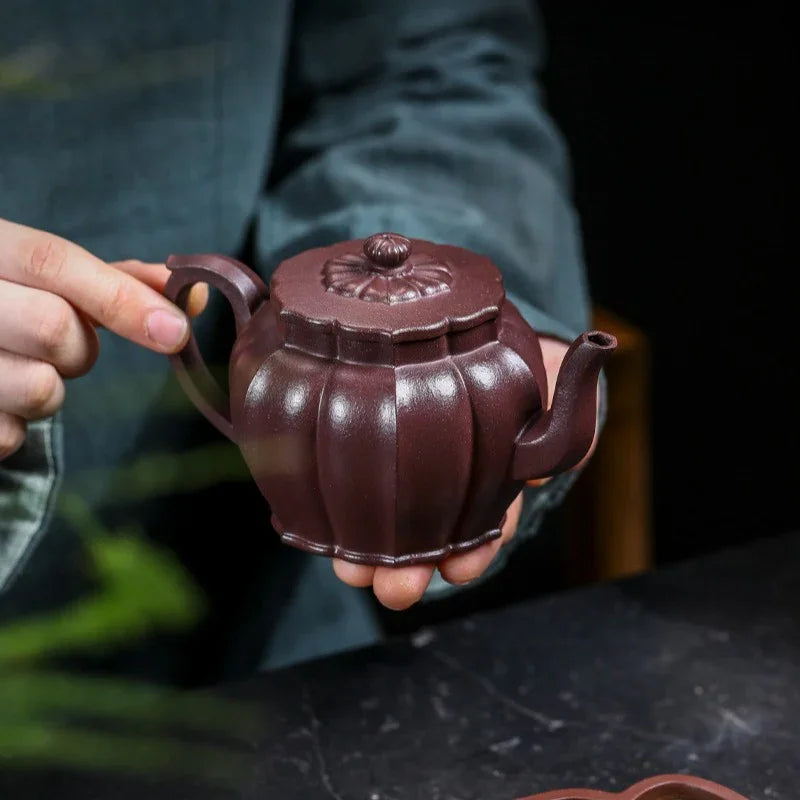 Teko Zisha Yixing Buatan Tangan Sepenuhnya [Jinwen Gongdeng] (Zi Ni - 250ml)