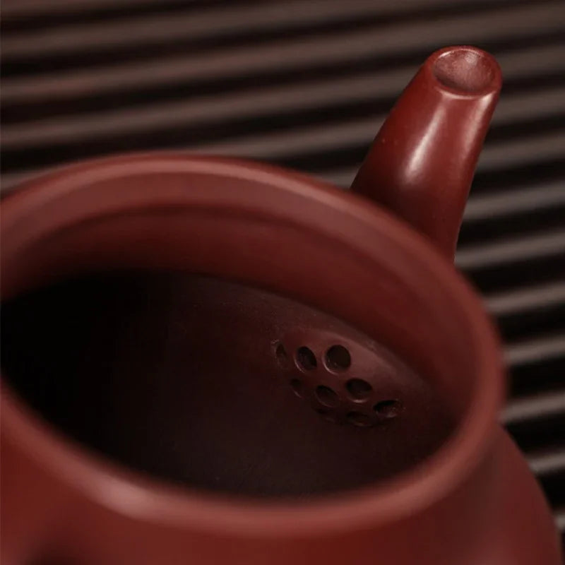 full-handmade-yixing-zisha-teapot-junde-pot-long-xue-sha-150ml-yiqin-tea-house-yiqinteahouse-com-9 - YIQIN TEA HOUSE 一沁茶舍 yiqinteahouse.com