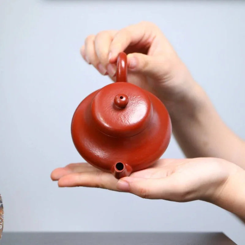 Teko Zisha Yixing Buatan Tangan Sepenuhnya [Periuk Junde] (Xiao Meiyao Zhu Ni - 180ml)