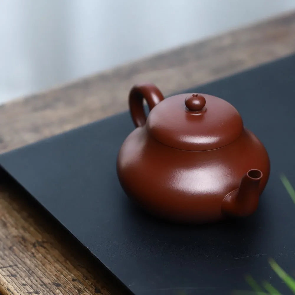 Full Handmade Yixing Zisha Teapot [Junde Pot] (Zhu Ni - 170ml) - YIQIN TEA HOUSE | yiqinteahouse.com | <200ml, full handmade zisha teapot, new arrival, plain smooth, teapot, teaware