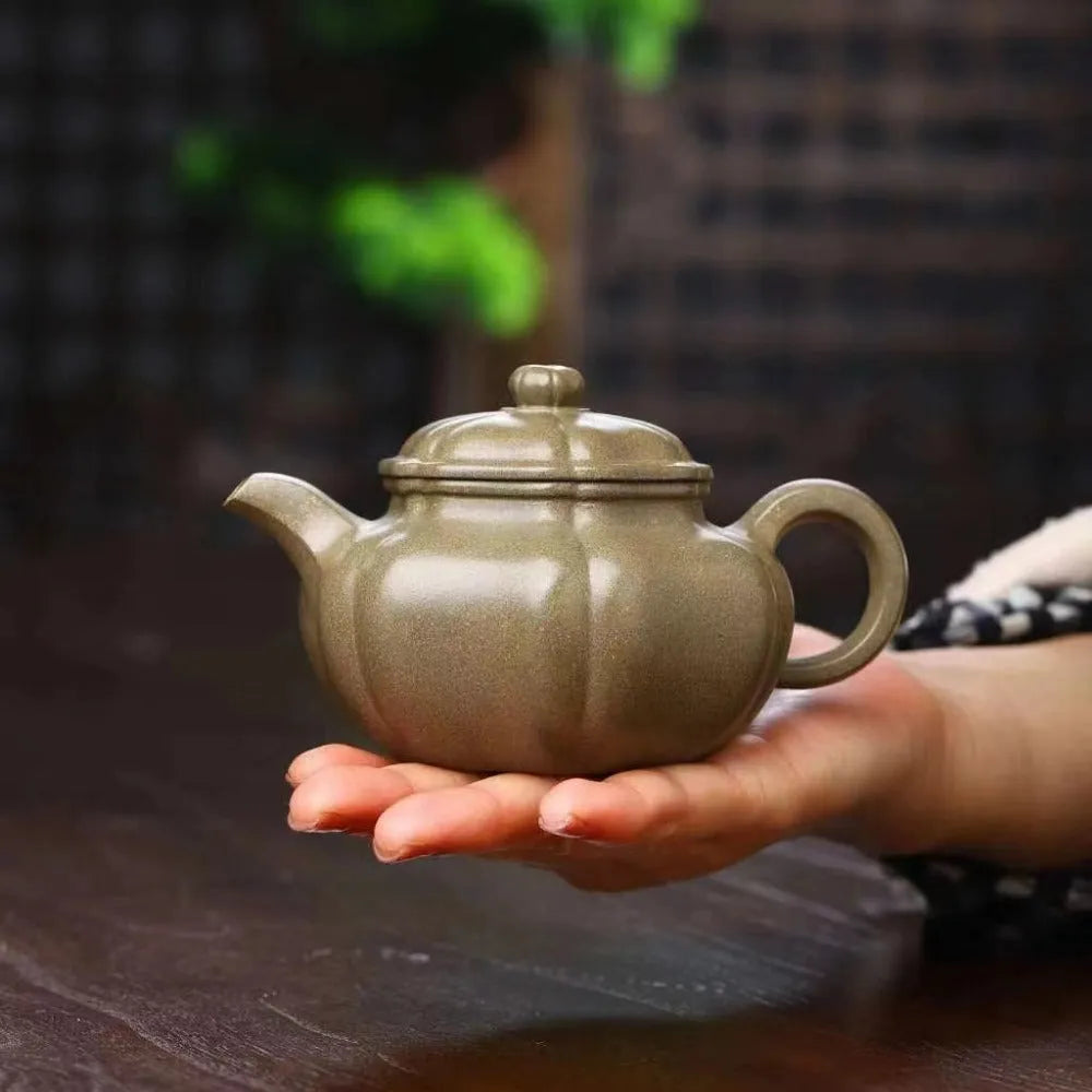 Full Handmade Yixing Zisha Teapot [Kui Fanggu Pot] (Qing Duan Ni - 200ml) - YIQIN TEA HOUSE | yiqinteahouse.com | 200-300ml, full handmade zisha teapot, new arrival, plain smooth, teapot, teaware