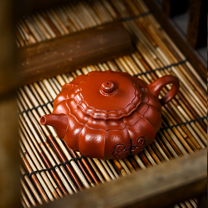 Full Handmade Yixing Zisha Teapot [Ling Hua Jin Wen] (Xiao Meiyao Zhu Ni - 230ml) - YIQIN TEA HOUSE | yiqinteahouse.com | 200-300ml, full handmade zisha teapot, new arrival, teapot, teaware