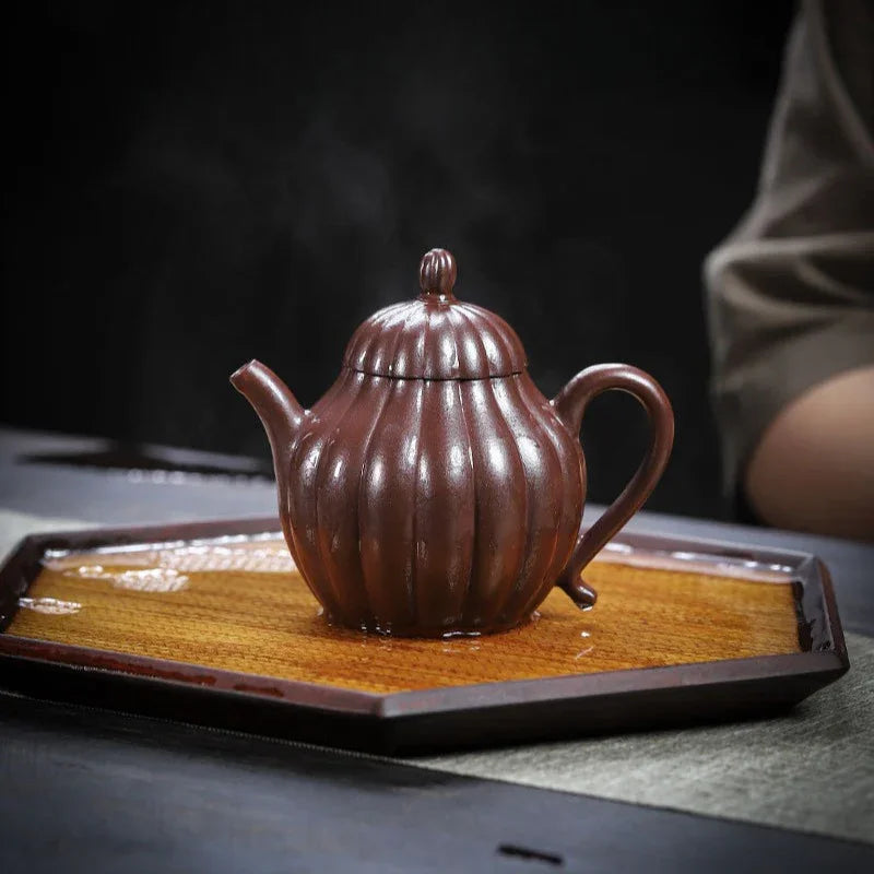 Teko Yixing Zisha Buatan Tangan Sepenuhnya [Ling Hua Qiu Shui] (Jin Sha Zi Ni - 200ml)