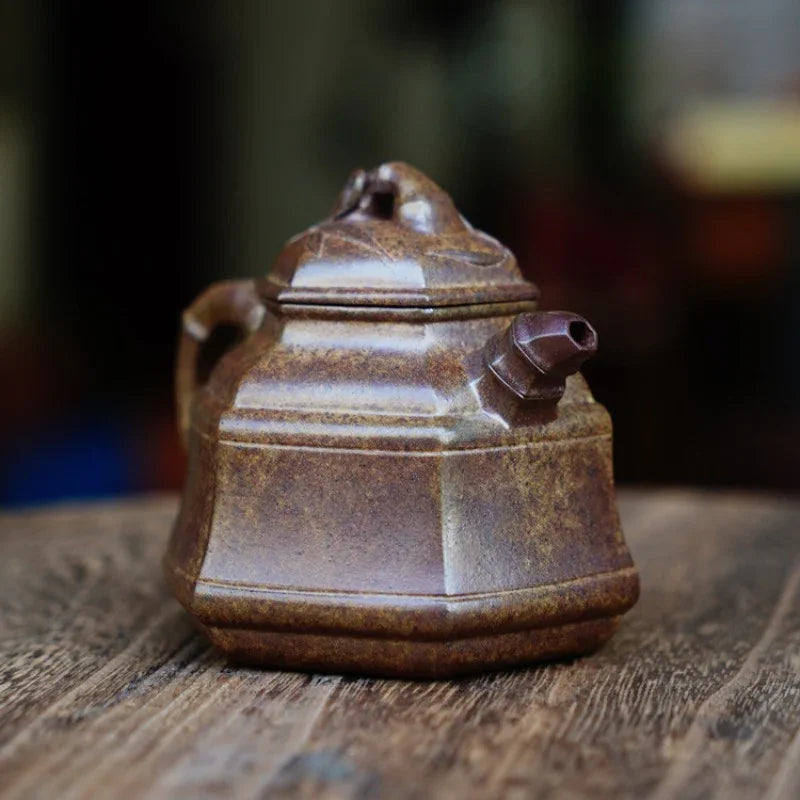 Théière Yixing Zisha entièrement faite à la main [Pot Liufang Zhu Ding] (Qing Duan Ni Firewood - 180 ml)
