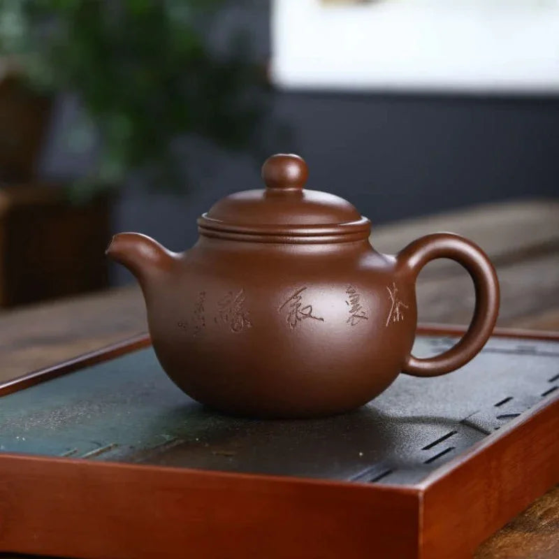Teko Yixing Zisha Buatan Tangan Sepenuhnya [Lotus Seed Pot] (Zi Ni - 290ml)