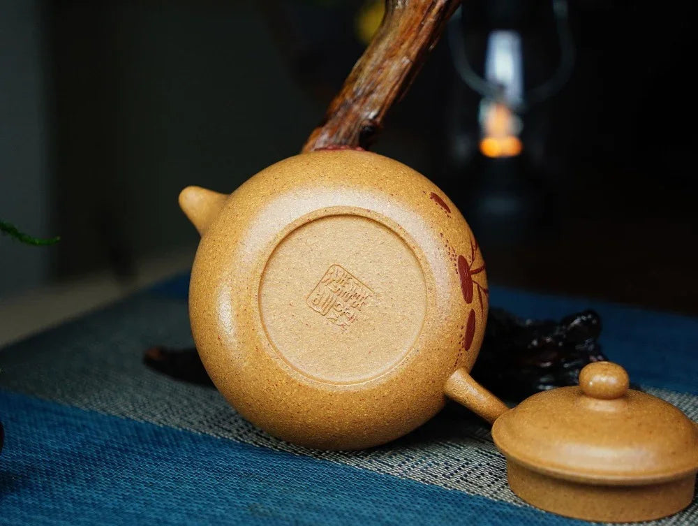 Full Handmade Yixing Zisha Teapot [Lotus Yuan Zhu Pot] (Wucai Lao Duan Ni - 220ml) - YIQIN TEA HOUSE | yiqinteahouse.com | 200-300ml, full handmade zisha teapot, teapot, teaware