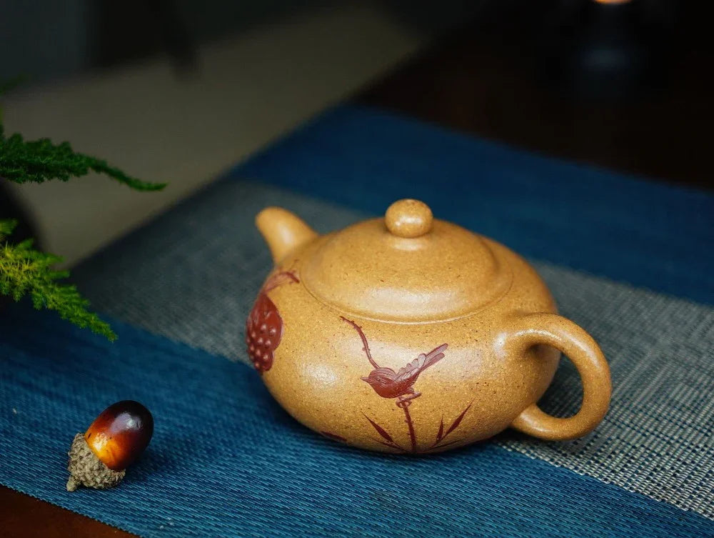 Full Handmade Yixing Zisha Teapot [Lotus Yuan Zhu Pot] (Wucai Lao Duan Ni - 220ml) - YIQIN TEA HOUSE | yiqinteahouse.com | 200-300ml, full handmade zisha teapot, teapot, teaware