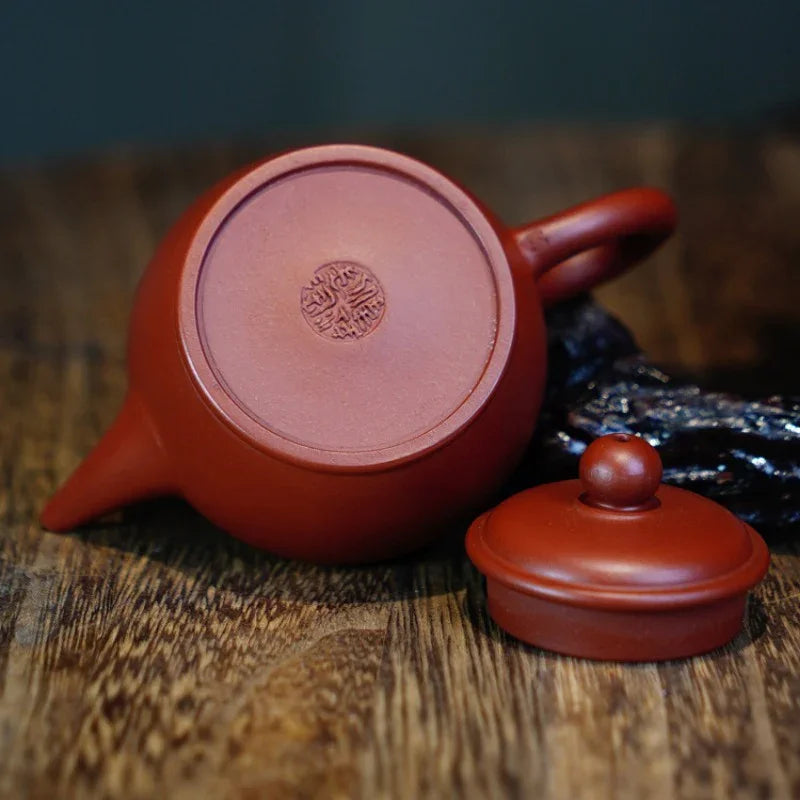 Teko Zisha Yixing Buatan Tangan Sepenuhnya [Man Sheng Shui Ping Pot] (Dahongpao - 90ml)