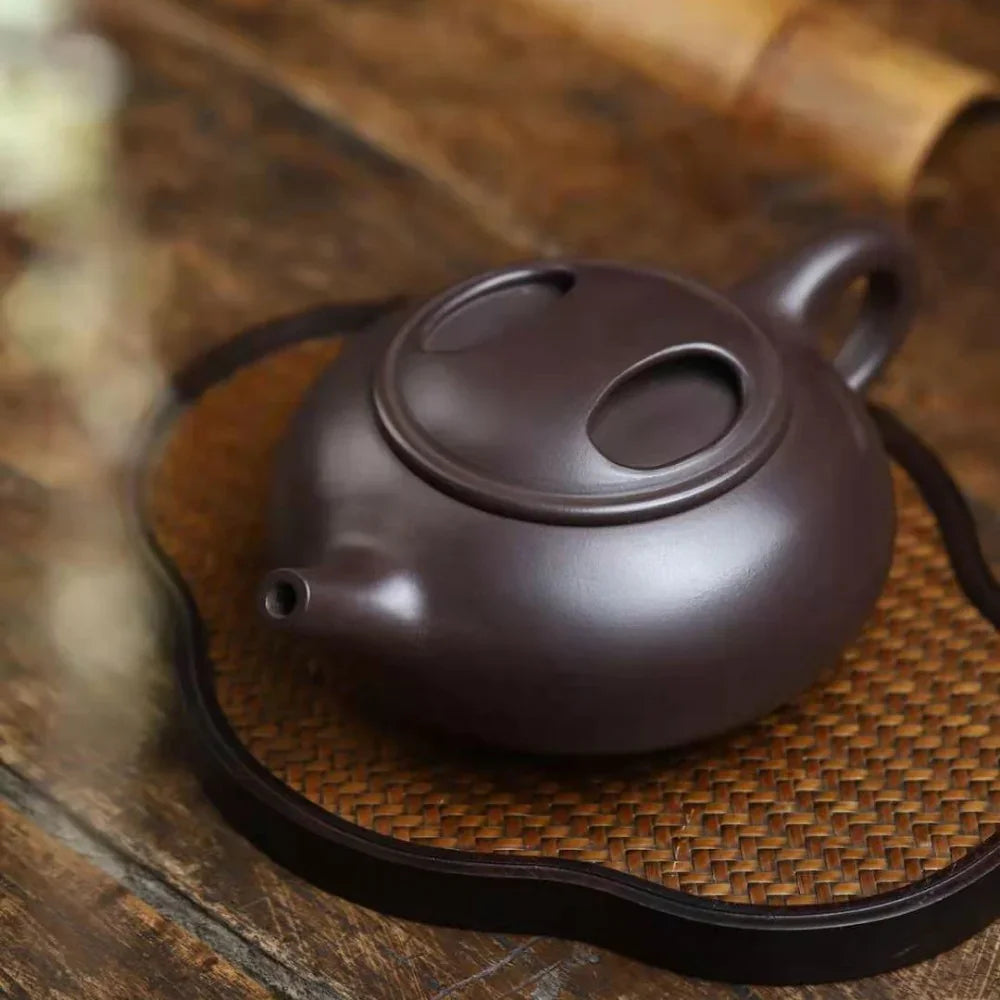 Full Handmade Yixing Zisha Teapot [Niu Gai Shi Piao Pot] (Lao Zi Ni - 250/420ml) - YIQIN TEA HOUSE | yiqinteahouse.com | 200-300ml, >300ml, full handmade zisha teapot, plain smooth, teapot, teaware