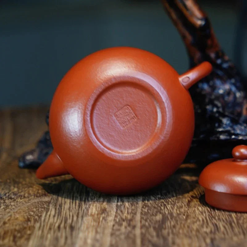 full-handmade-yixing-zisha-teapot-pear-pot-dahongpao-170ml-yiqin-tea-house-yiqinteahouse-com-10 - YIQIN TEA HOUSE 一沁茶舍 yiqinteahouse.com