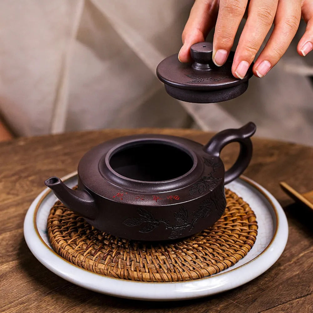 Full Handmade Yixing Zisha Teapot [Piao Hua Zhou Pan] (Lao Zi Ni - 420ml) - YIQIN TEA HOUSE | yiqinteahouse.com | 200-300ml, full handmade zisha teapot, new arrival, teapot, teaware