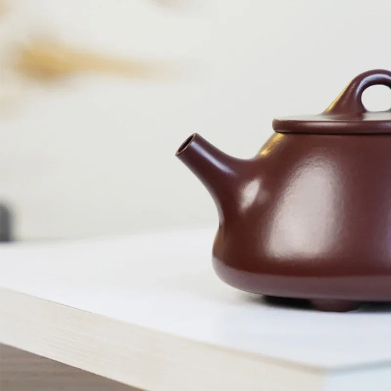 Teko Zisha Yixing Buatan Tangan Sepenuhnya [Ping Gai Shi Piao Pot] (Zi Zhu Ni - 170ml)