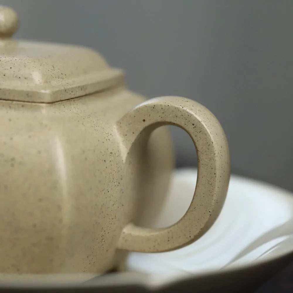 Full Handmade Yixing Zisha Teapot [Rong Fang Pot] (Bensan Lu Ni - 180ml) - YIQIN TEA HOUSE | yiqinteahouse.com | <200ml, full handmade zisha teapot, new arrival, plain smooth, teapot, teaware