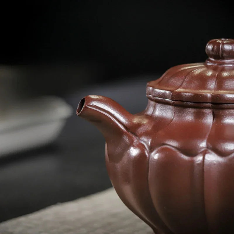 Teko Zisha Yixing Buatan Tangan Sepenuhnya [Ruyi Linghua] (Jin Sha Zi Ni - 300ml)