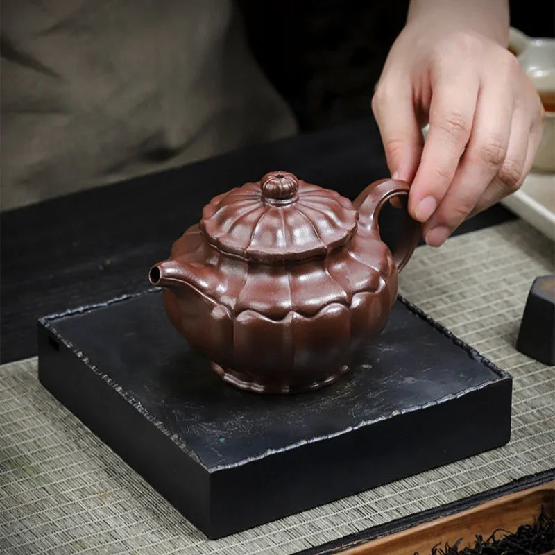Teko Zisha Yixing Buatan Tangan Sepenuhnya [Ruyi Linghua] (Jin Sha Zi Ni - 300ml)