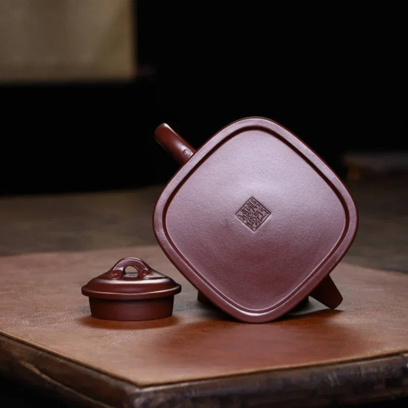 Teko Zisha Yixing Buatan Tangan Sepenuhnya [Ruyi Pot] (Di Cao Qing - 370ml)