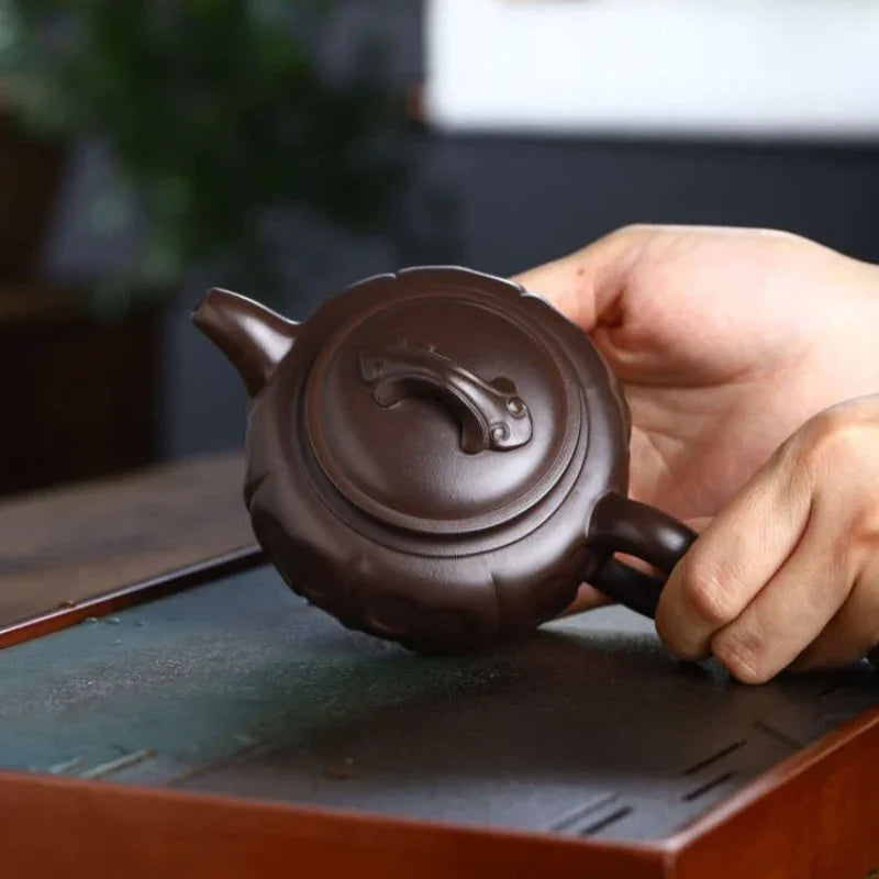 Teko Zisha Yixing Buatan Tangan Sepenuhnya [Ruyi Pot] (Lao Zi Ni - 175ml)