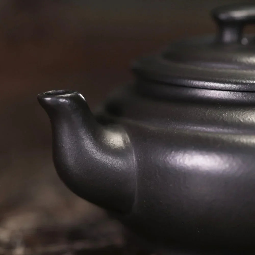 Teko Yixing Zisha Buatan Tangan Sepenuhnya [Shang Xin Qiao Pot] (Hei Ni - 190ml)