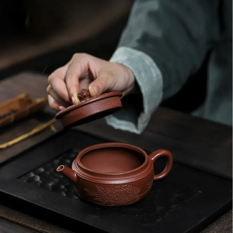 Teko Yixing Zisha Buatan Tangan Sepenuhnya [Shengshi Huakui] (Zi Ni - 240ml)