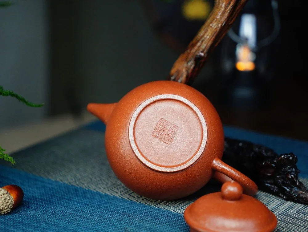 Full Handmade Yixing Zisha Teapot [Shui Ping Pot] (Li Pi Zhu Ni - 220ml) - YIQIN TEA HOUSE | yiqinteahouse.com | 200-300ml, full handmade zisha teapot, plain smooth, teapot, teaware