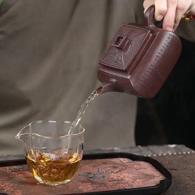 Théière Yixing Zisha entièrement faite à la main [Sifang Jun Zheng] (Tian Qing Zi Ni - 500 ml)