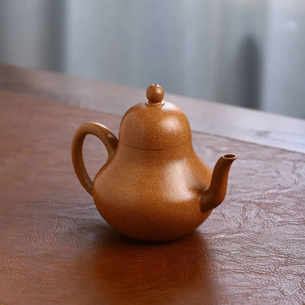 Full Handmade Yixing Zisha Teapot [Siting Pot] (Wucai Lao Duan Ni - 230ml) - YIQIN TEA HOUSE | yiqinteahouse.com | 200-300ml, full handmade zisha teapot, new arrival, plain smooth, teapot, teaware