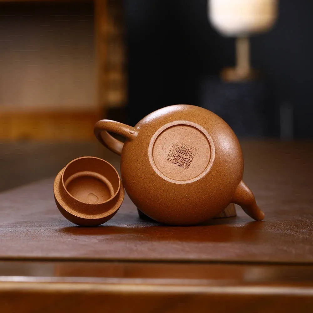 Full Handmade Yixing Zisha Teapot [Siting Pot] (Wucai Lao Duan Ni - 230ml) - YIQIN TEA HOUSE | yiqinteahouse.com | 200-300ml, full handmade zisha teapot, new arrival, plain smooth, teapot, teaware