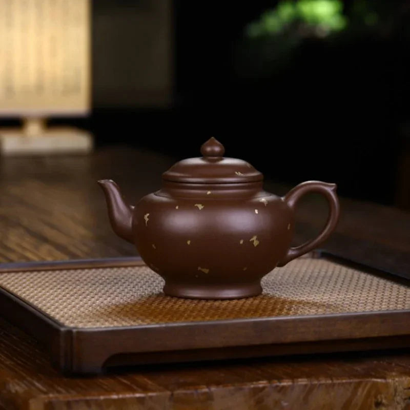 Teko Yixing Zisha Buatan Tangan Sepenuhnya [Periuk Xiao Ying Emas Tabur] (Zi Ni - 260ml)
