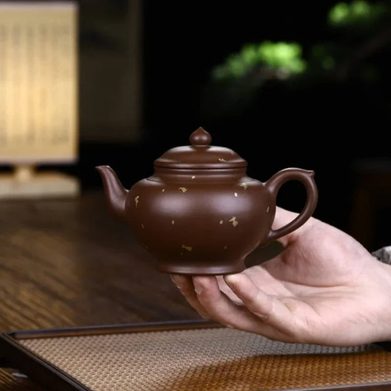 Teko Yixing Zisha Buatan Tangan Sepenuhnya [Periuk Xiao Ying Emas Tabur] (Zi Ni - 260ml)