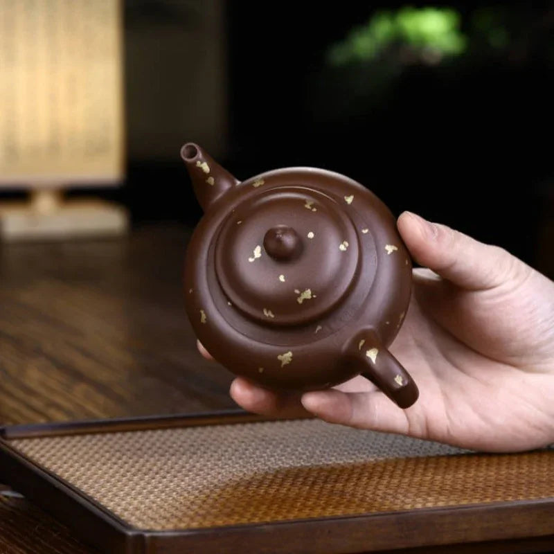 Teko Yixing Zisha Buatan Tangan Sepenuhnya [Periuk Xiao Ying Emas Tabur] (Zi Ni - 260ml)