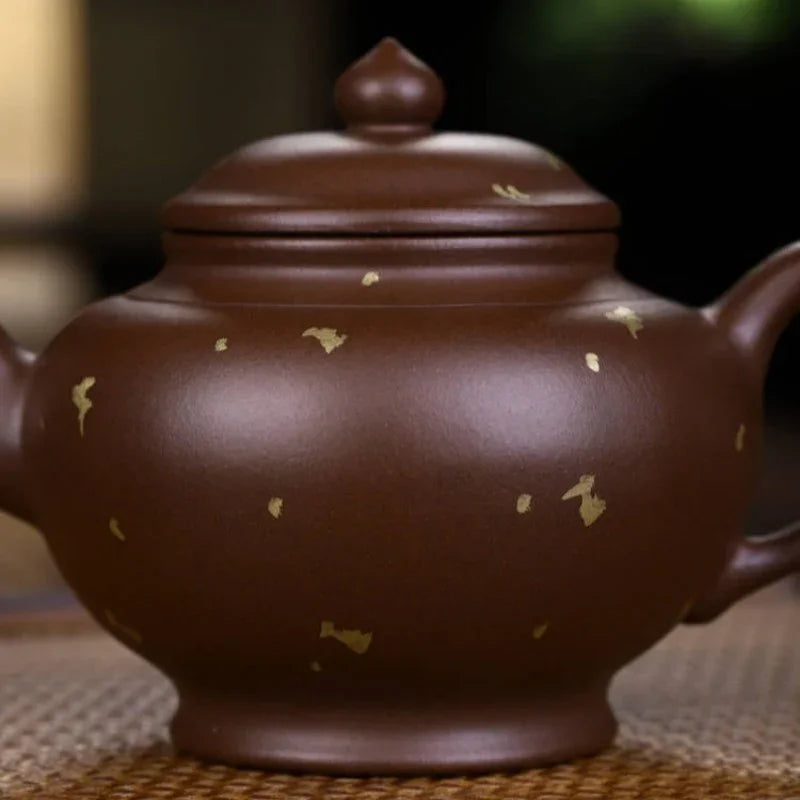 Teko Yixing Zisha Buatan Tangan Sepenuhnya [Periuk Xiao Ying Emas Tabur] (Zi Ni - 260ml)