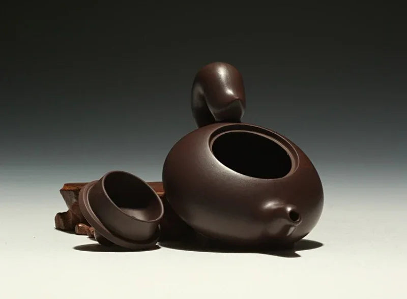 full-handmade-yixing-zisha-teapot-squirrel-pot-lao-zi-ni-120150ml-yiqin-tea-house-yiqinteahouse-com-11 - YIQIN TEA HOUSE 一沁茶舍 yiqinteahouse.com