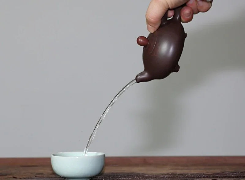 full-handmade-yixing-zisha-teapot-squirrel-pot-lao-zi-ni-120150ml-yiqin-tea-house-yiqinteahouse-com-13 - YIQIN TEA HOUSE 一沁茶舍 yiqinteahouse.com