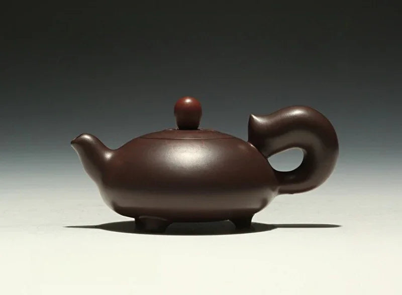 full-handmade-yixing-zisha-teapot-squirrel-pot-lao-zi-ni-120150ml-yiqin-tea-house-yiqinteahouse-com-5 - YIQIN TEA HOUSE 一沁茶舍 yiqinteahouse.com