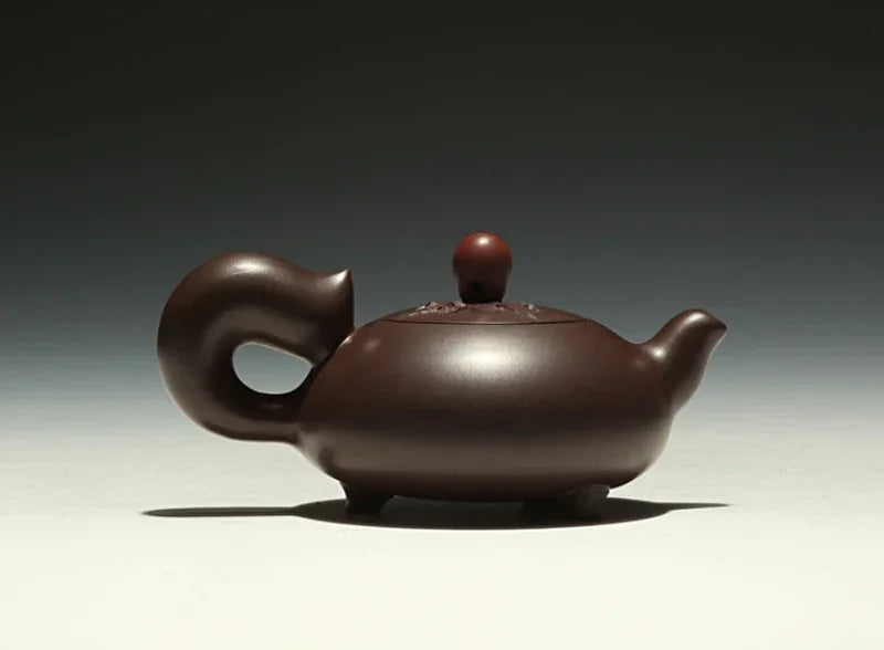 full-handmade-yixing-zisha-teapot-squirrel-pot-lao-zi-ni-120150ml-yiqin-tea-house-yiqinteahouse-com-6 - YIQIN TEA HOUSE 一沁茶舍 yiqinteahouse.com