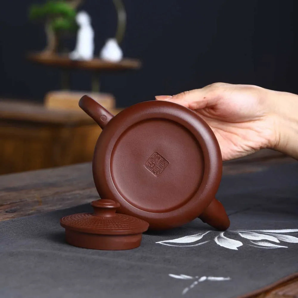 Full Handmade Yixing Zisha Teapot [Tianxia Liangcang Pot] (Zao Hong Ni - 400ml) - YIQIN TEA HOUSE | yiqinteahouse.com | >300ml, full handmade zisha teapot, new arrival, teapot, teaware