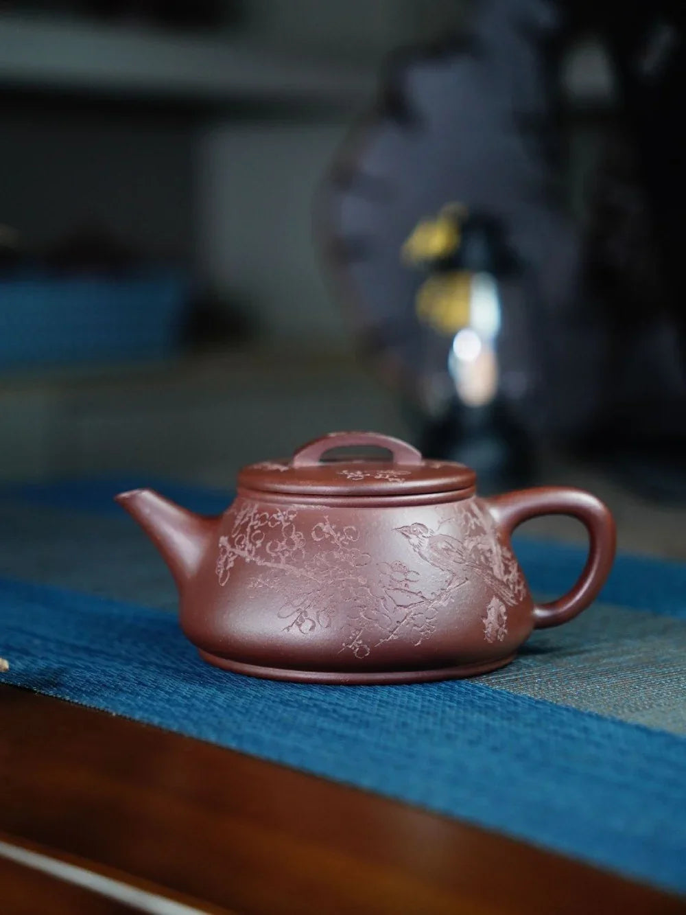 Théière Yixing Zisha entièrement faite à la main [Pot Wufu Shi Piao] (Zi Ni - 240 ml) 