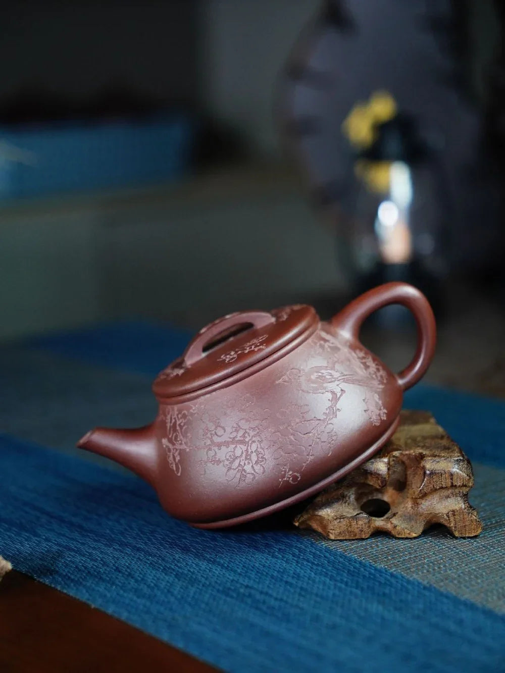 Théière Yixing Zisha entièrement faite à la main [Pot Wufu Shi Piao] (Zi Ni - 240 ml) 