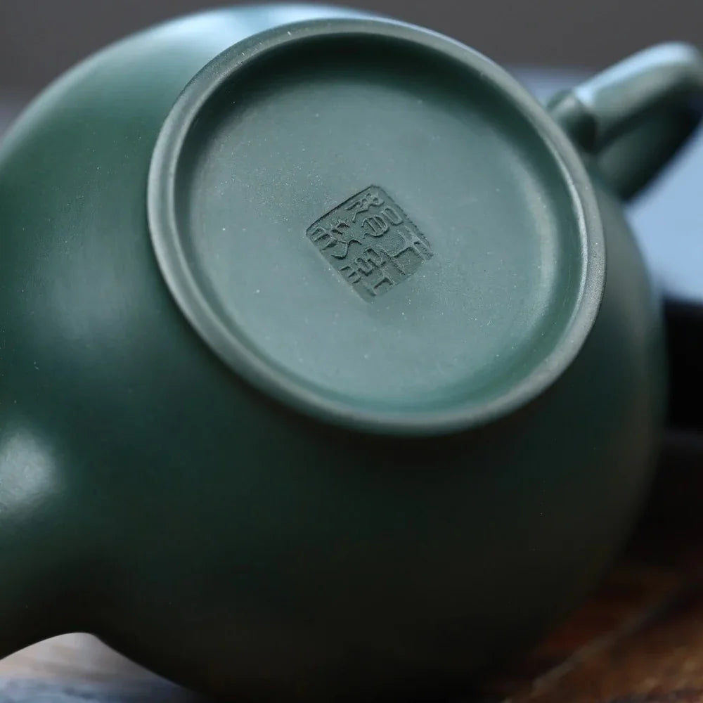 Full Handmade Yixing Zisha Teapot [Xiao Ying Pot] (Lu Ni - 190ml) - YIQIN TEA HOUSE | yiqinteahouse.com | <200ml, full handmade zisha teapot, plain smooth, teapot, teaware