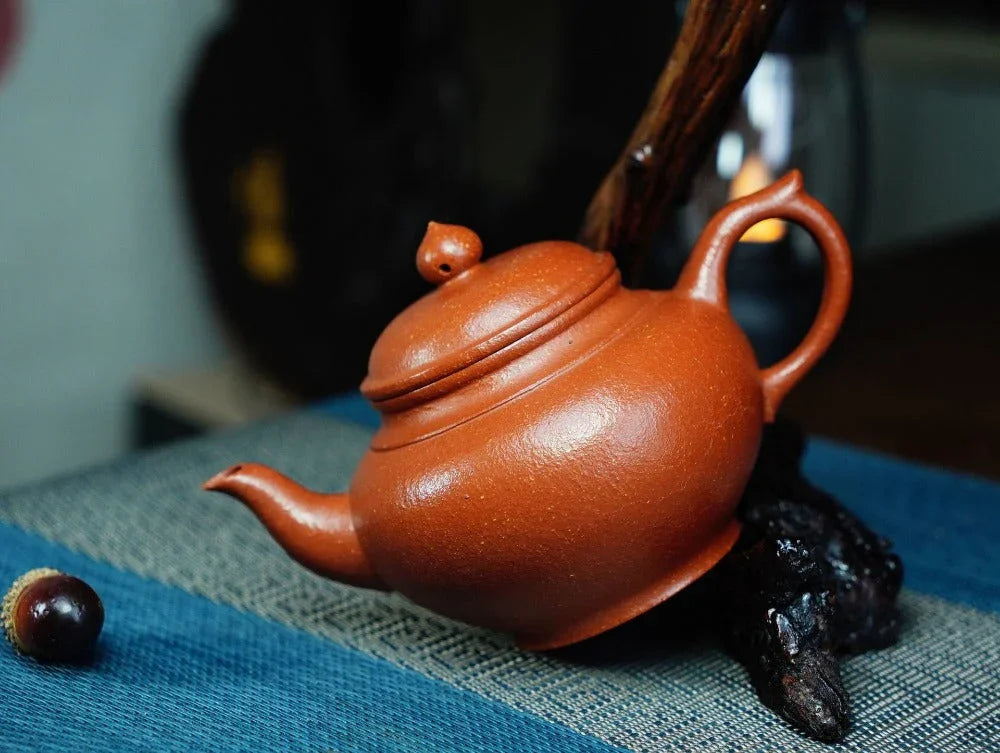 Full Handmade Yixing Zisha Teapot [Xiao Ying Pot] Plain Smooth (Li Pi Zhu Ni - 230ml) - YIQIN TEA HOUSE | yiqinteahouse.com | 200-300ml, full handmade zisha teapot, plain smooth, teapot, teaware
