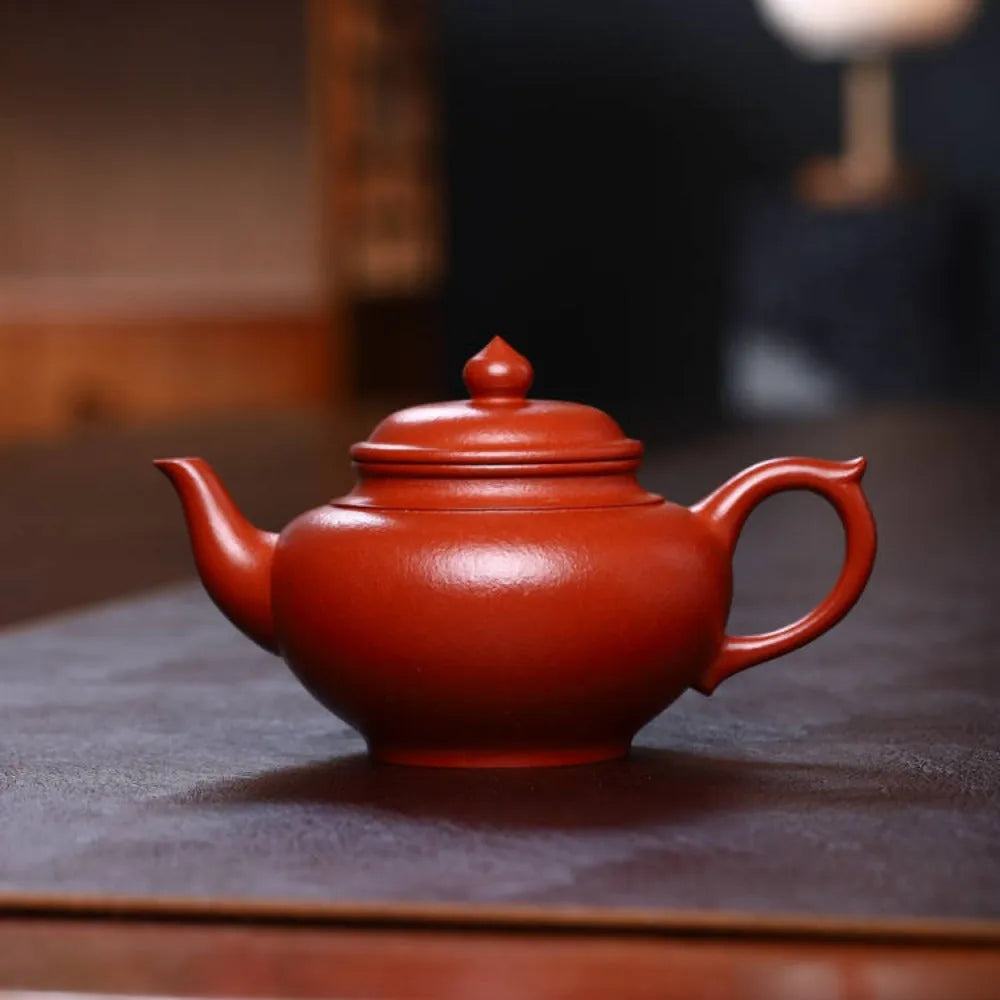 Full Handmade Yixing Zisha Teapot [Xiao Ying Pot] (Xiao Meiyao Zhu Ni - 200ml) - YIQIN TEA HOUSE | yiqinteahouse.com | 200-300ml, full handmade zisha teapot, new arrival, plain smooth, teapot, teaware