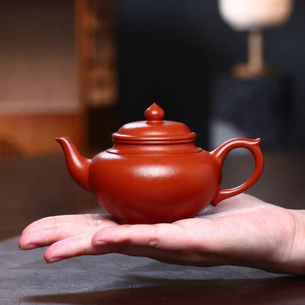 Full Handmade Yixing Zisha Teapot [Xiao Ying Pot] (Xiao Meiyao Zhu Ni - 200ml) - YIQIN TEA HOUSE | yiqinteahouse.com | 200-300ml, full handmade zisha teapot, new arrival, plain smooth, teapot, teaware