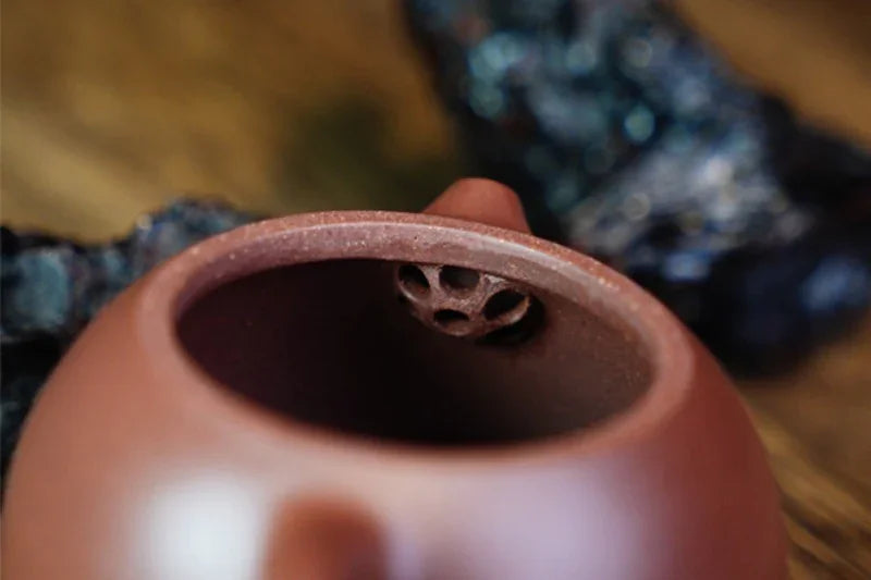 Teko Zisha Yixing Buatan Tangan Sepenuhnya [Xishi Pot] (Di Cao Qing - 130ml)