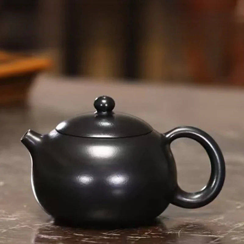 full-handmade-yixing-zisha-teapot-xishi-pot-hei-ni-270ml-yiqin-tea-house-yiqinteahouse-com-1 - YIQIN TEA HOUSE 一沁茶舍 yiqinteahouse.com
